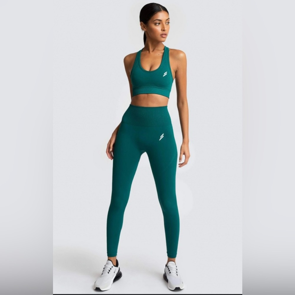 DOYOUEVEN Hyperflex Seamless Legging and Crop Top - Forest Green